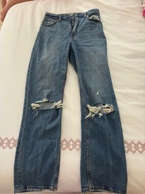 Abercrombie & Fitch Women's Ripped Straight-Leg Jeans - Medium Blue